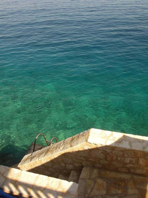 Villa Amalia Chalki Town Luaran gambar