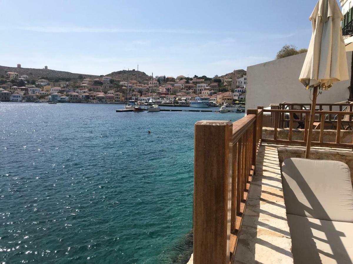 Villa Amalia Chalki Town Luaran gambar